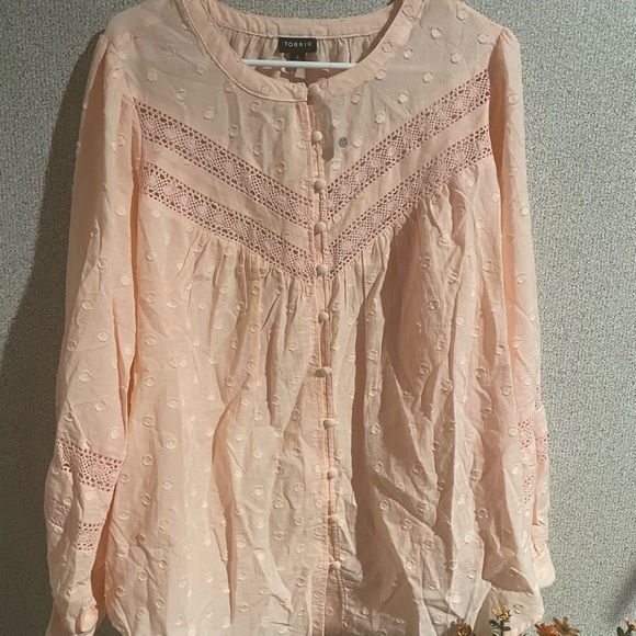 Torrid Orange Buttoned‎ Blouse with Peter Pan Collar - Picture 1 of 10